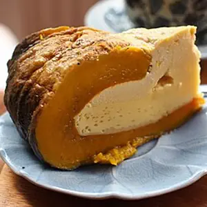 Flan thaï cuit dans une petite courge